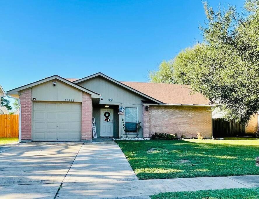 3 Bedroom Entire Home - Centrally Located In Katy, Texas 外观 照片